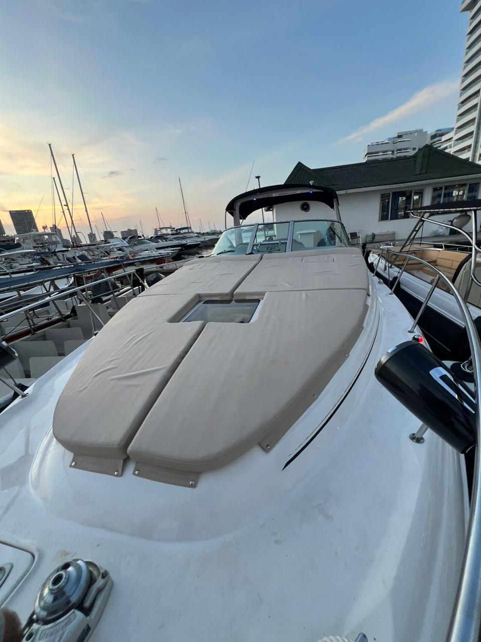 Yate Mamba 24 – Velocidad y Estilo en el Caribe