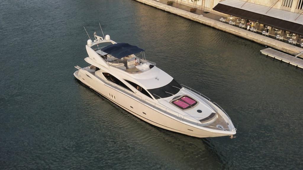 Yate Luxury Sunseeker Marlet 8 – La Cima del Lujo Británico