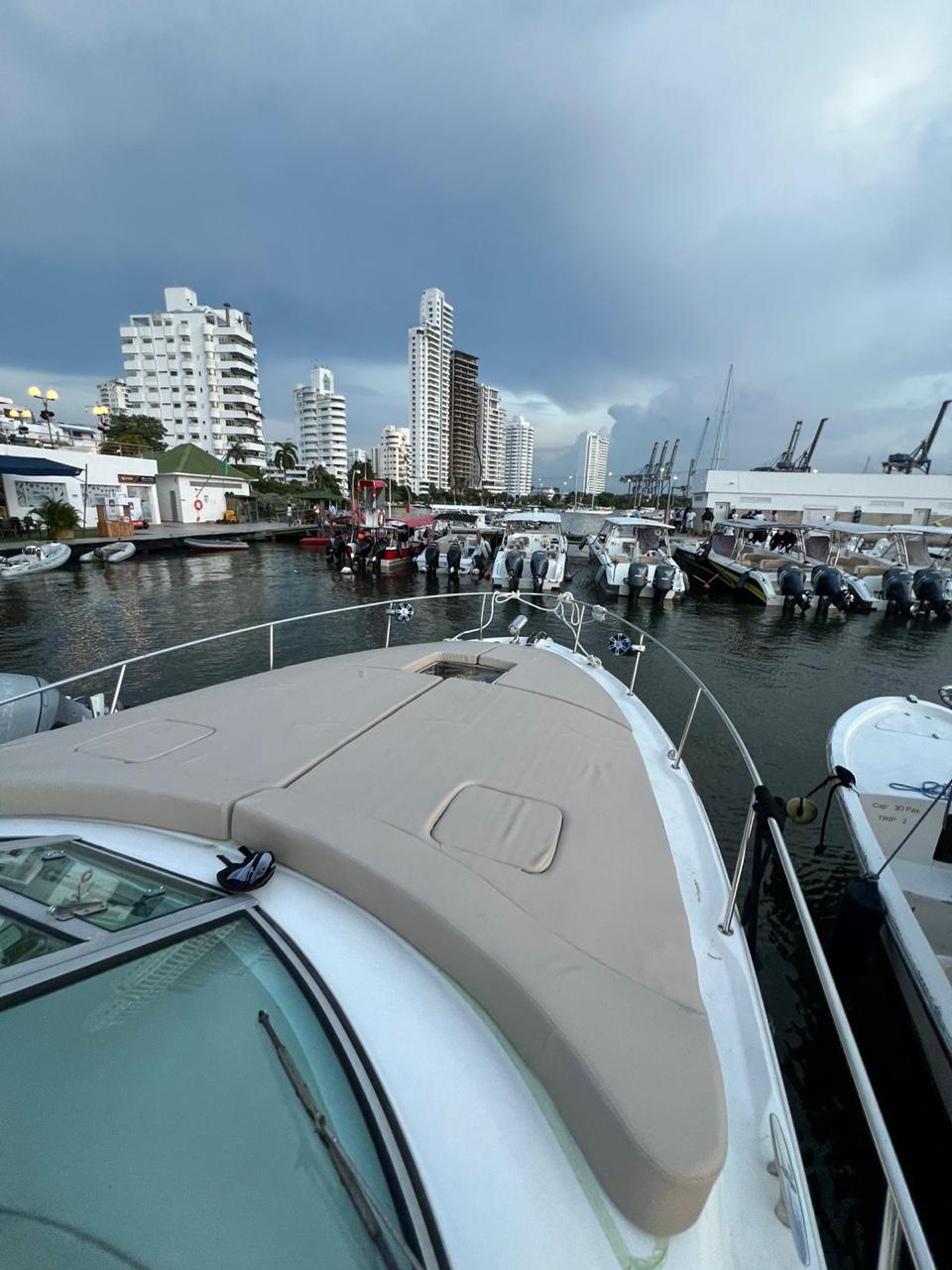 Yate Mamba 24 – Velocidad y Estilo en el Caribe
