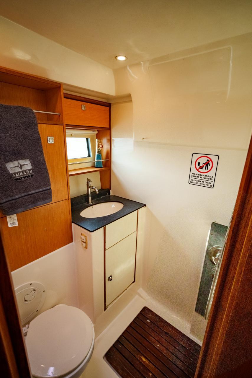 Yate Ambar II – Experiencia Privada en el Mar