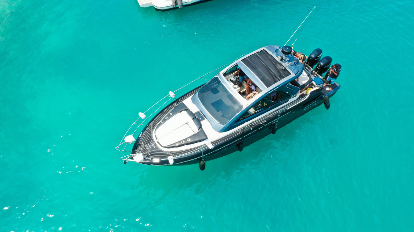 Yate Ambar II – Experiencia Privada en el Mar