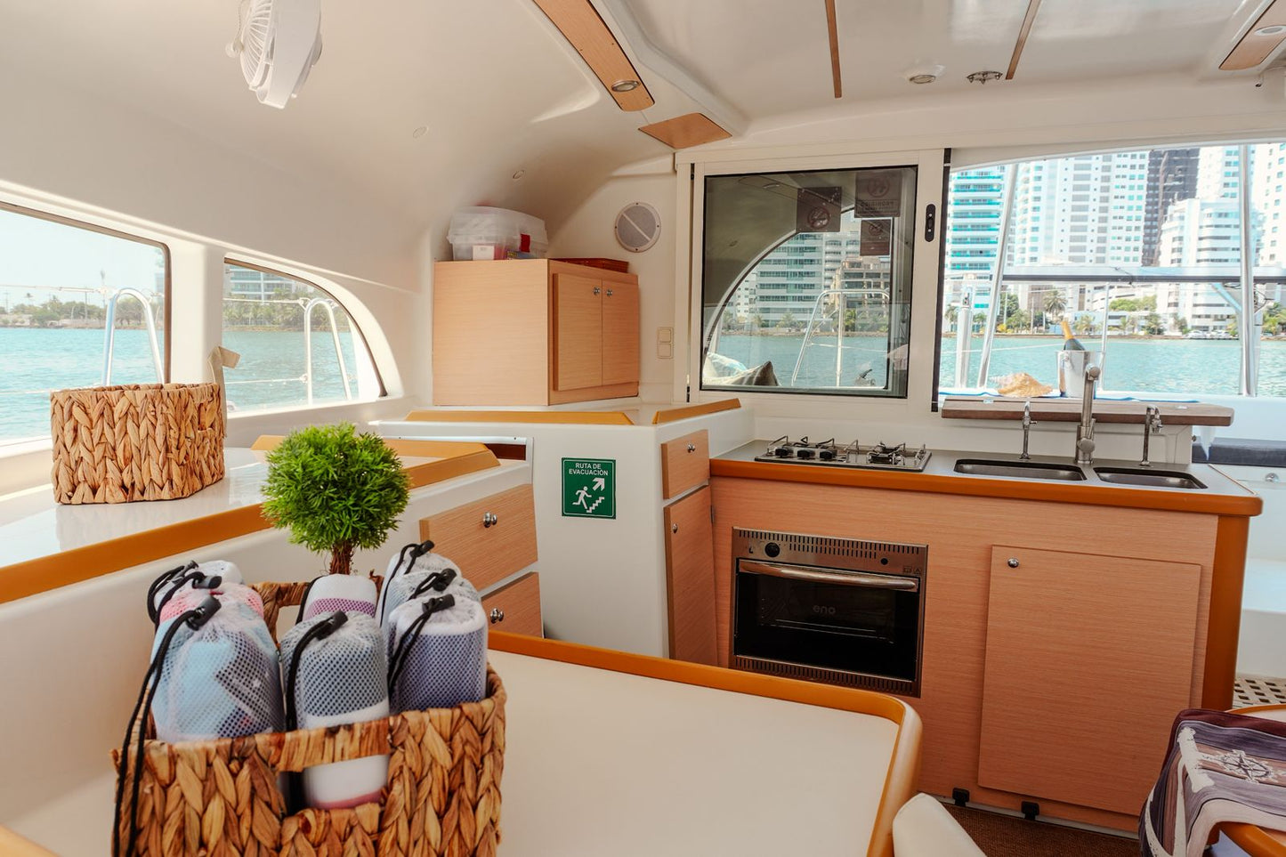 Catamarán Juliet – Experiencia Privada en el Caribe